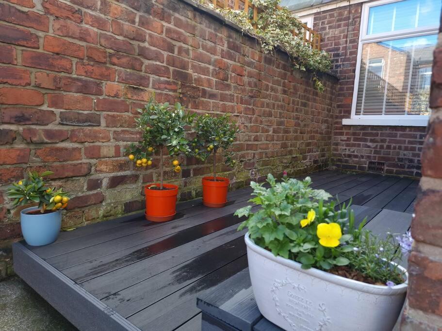 Vila Gorgeous Edwardian Terrace In Old Trafford Manchester Exteriér fotografie